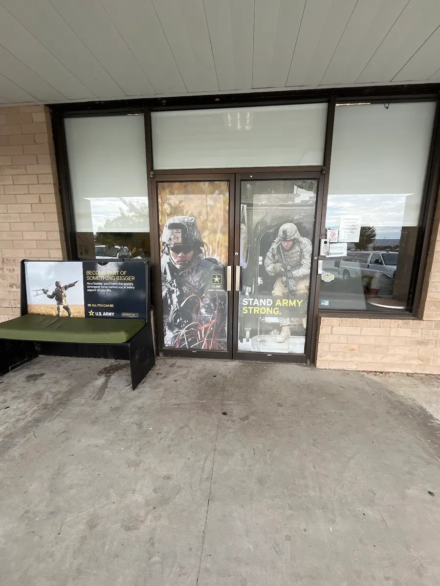 Army Recruiting – photo 2