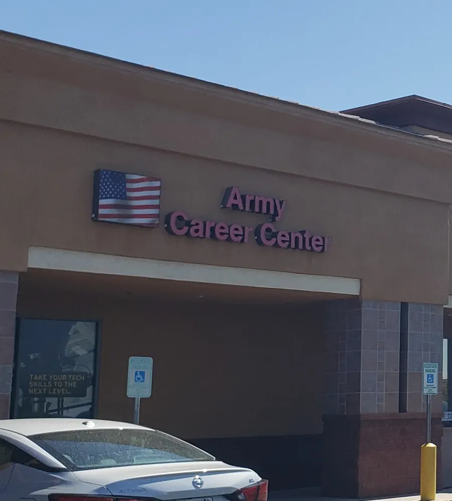 Army Recruiting – photo 2