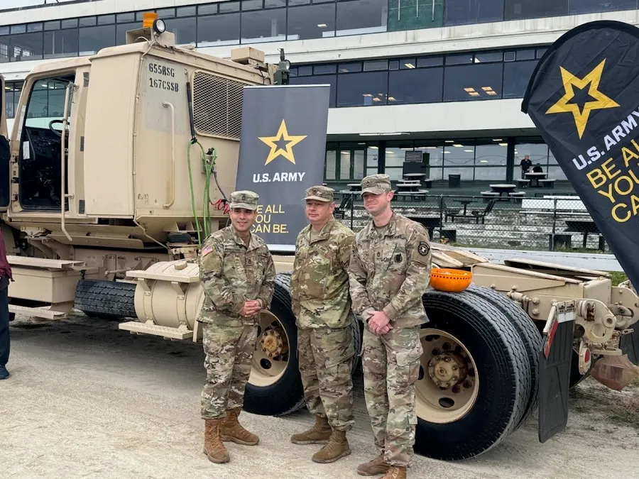 Army Recruiting – photo 3