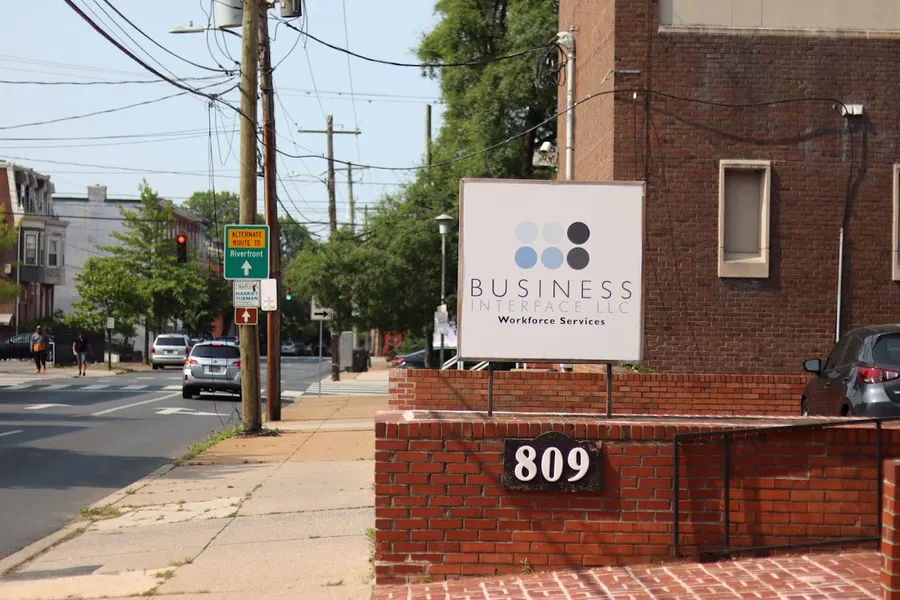 Business Interface – photo 2