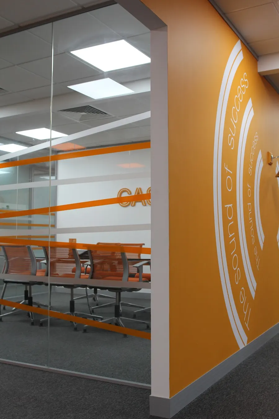 Cast USA – photo 3