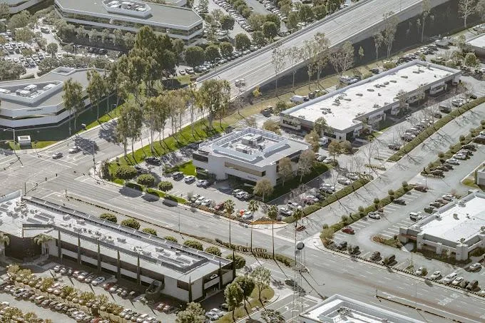 Helpmates – photo 3