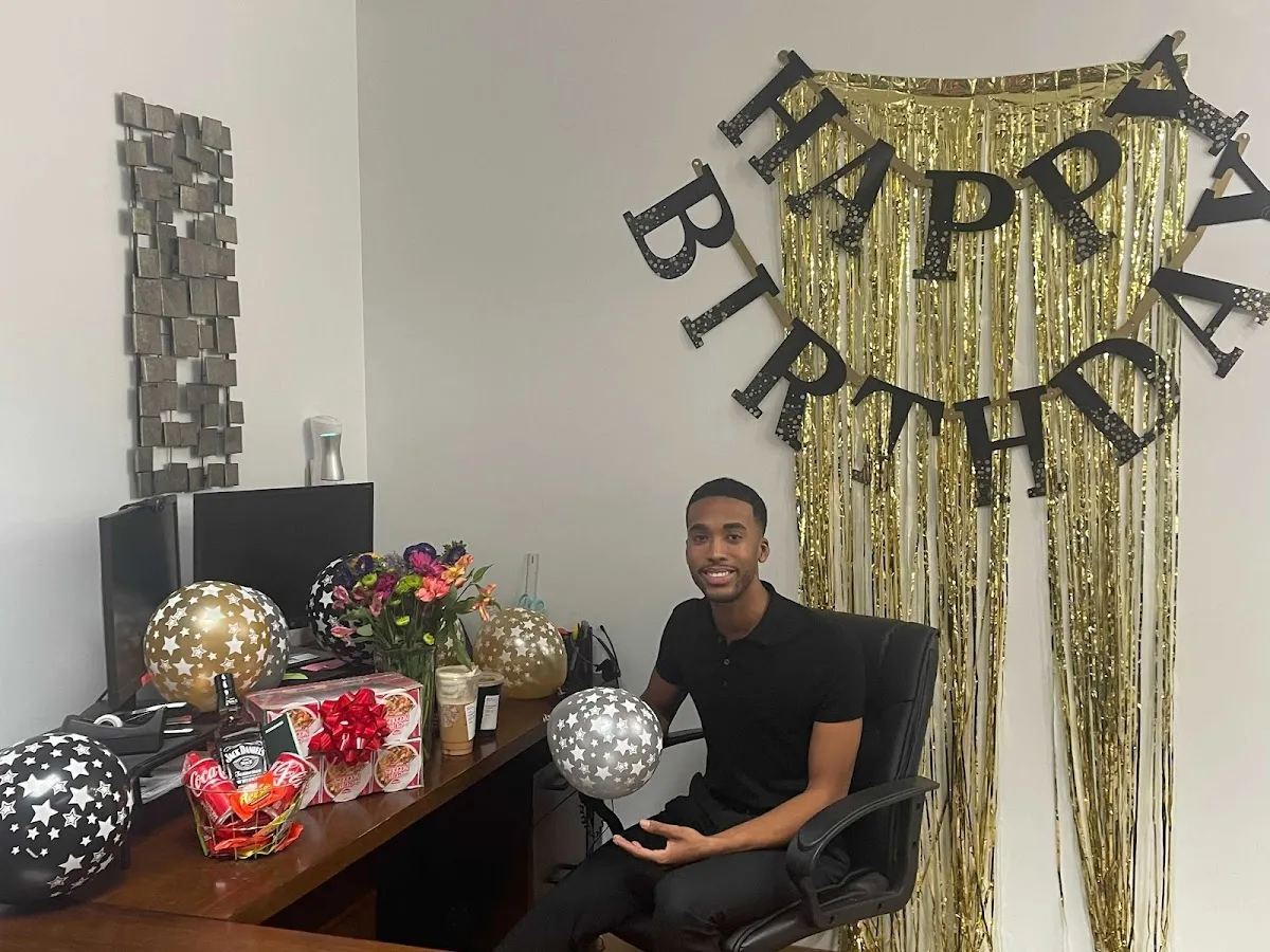 Hire Up Staffing Services – photo 3