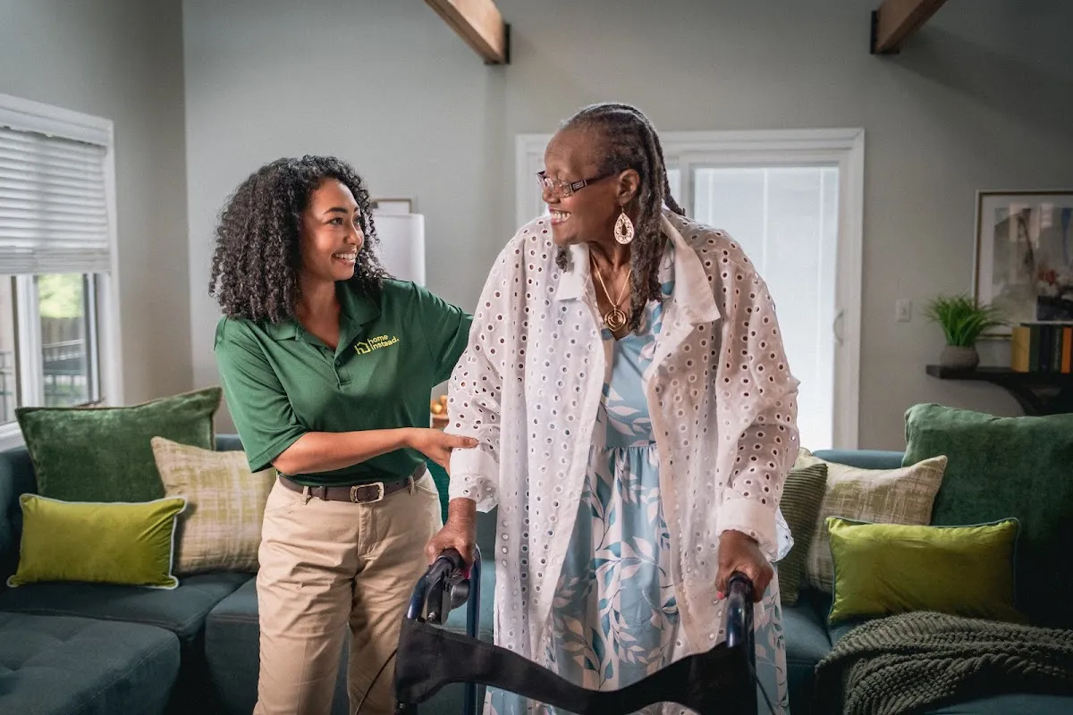 Home Instead – photo 2