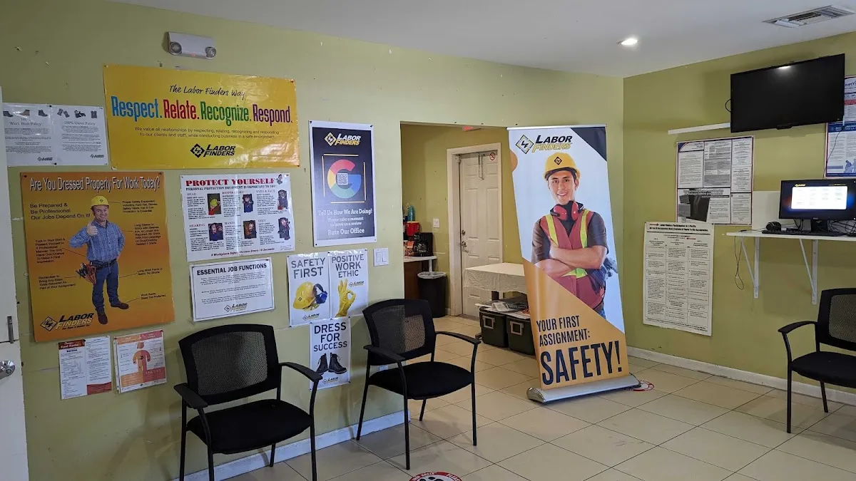 Labor Finders – photo 2