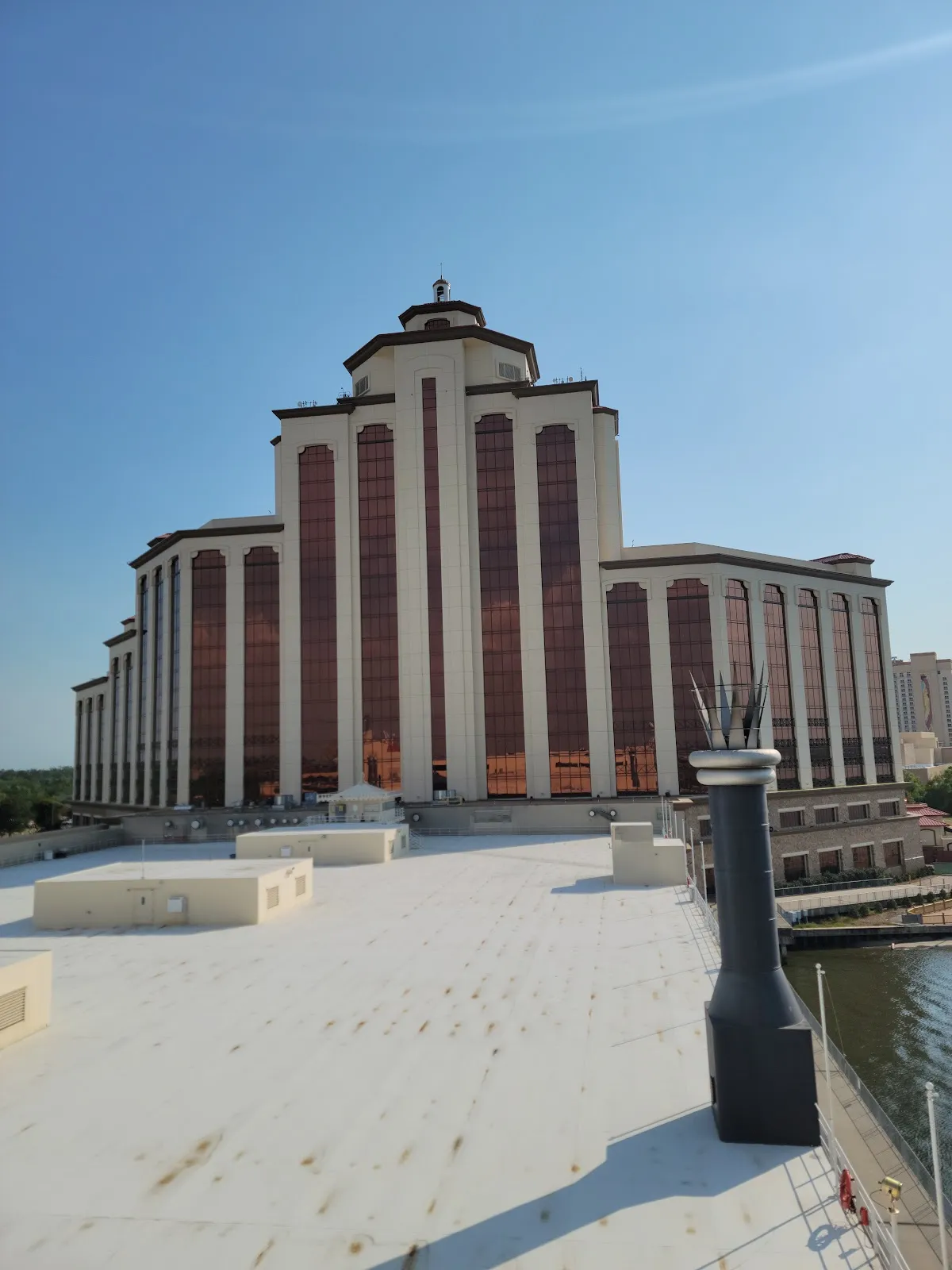 L'Auberge Du Lac Employment – photo 3