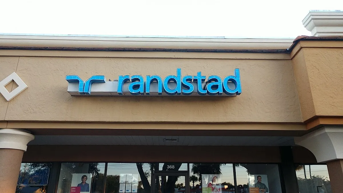 Randstad – photo 2