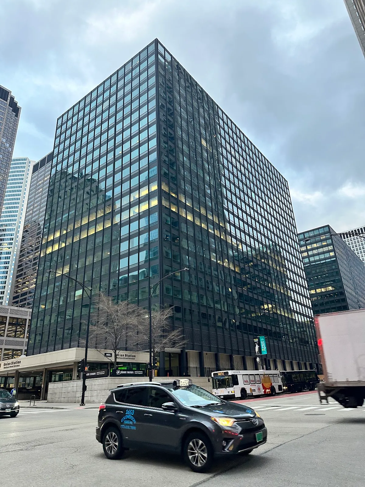 Robert Half – photo 1