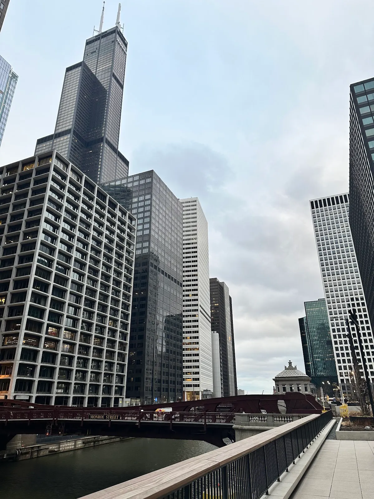 Robert Half – photo 2