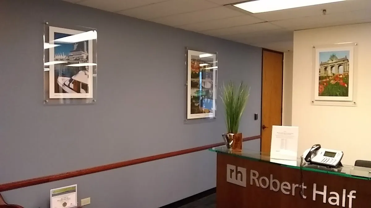 Robert Half Recruiters & Employment Agency