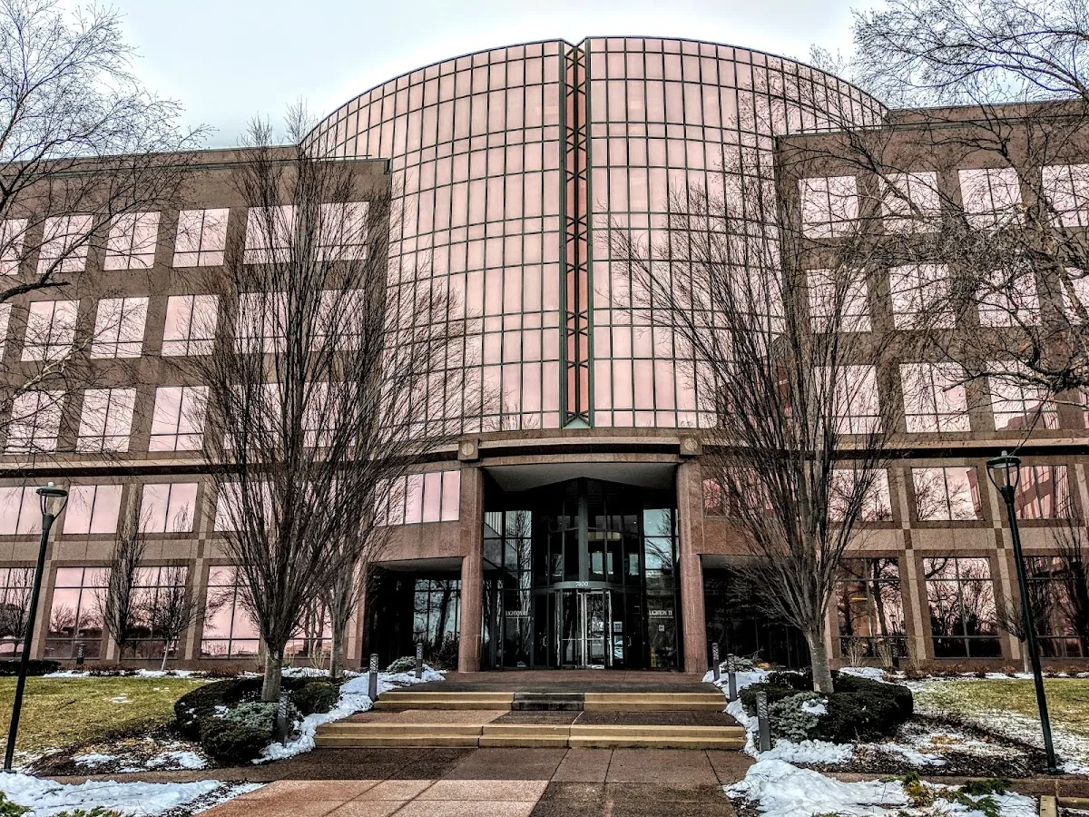 Robert Half Recruiters & Employment Agency – photo 1