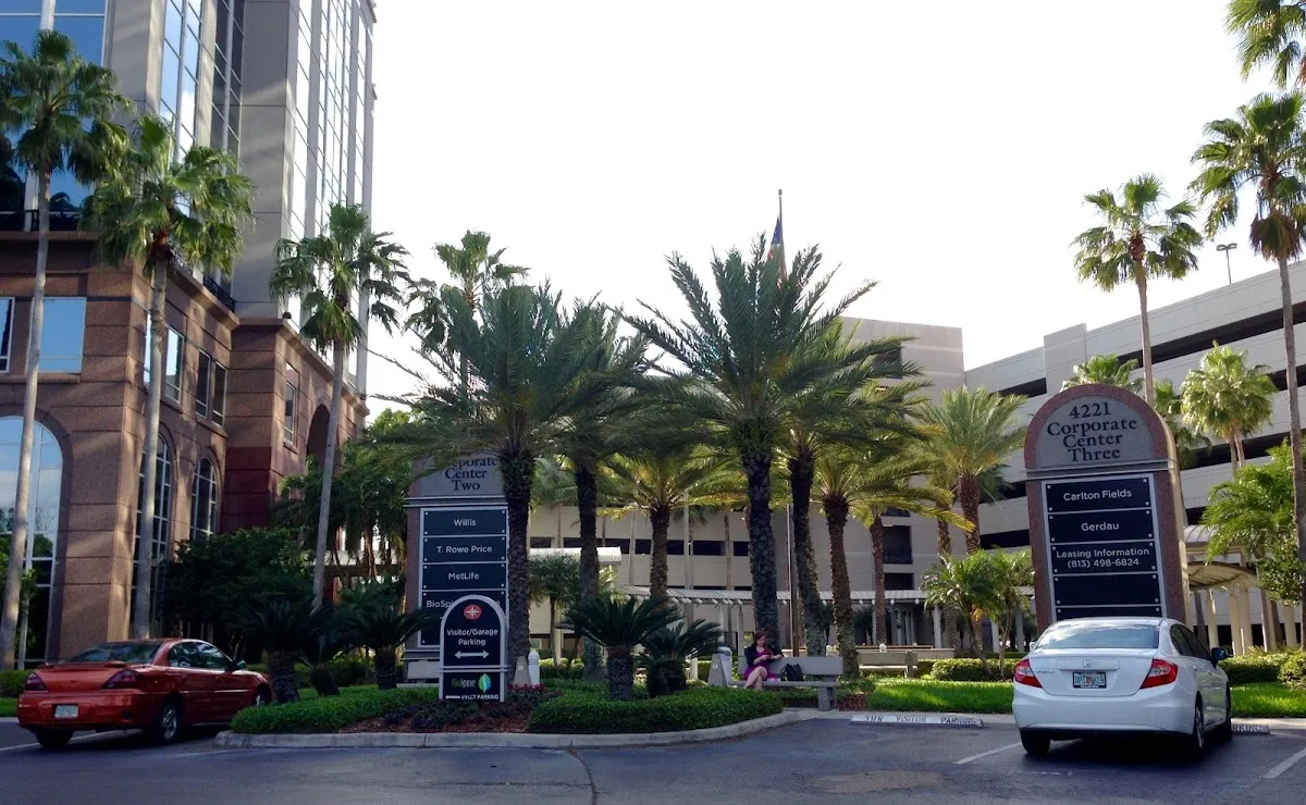 Robert Half – photo 2