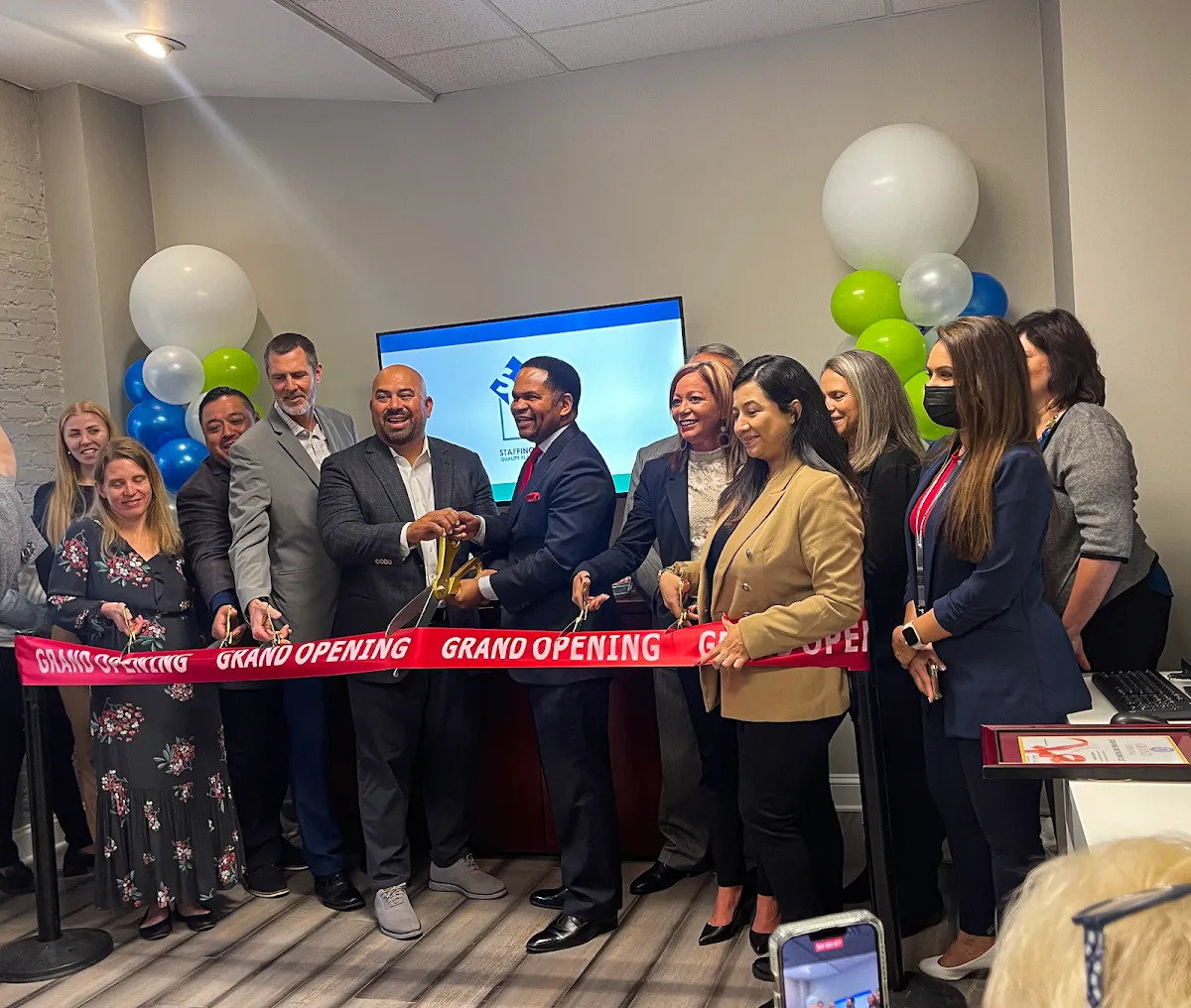 Staffing Network Aurora – photo 2