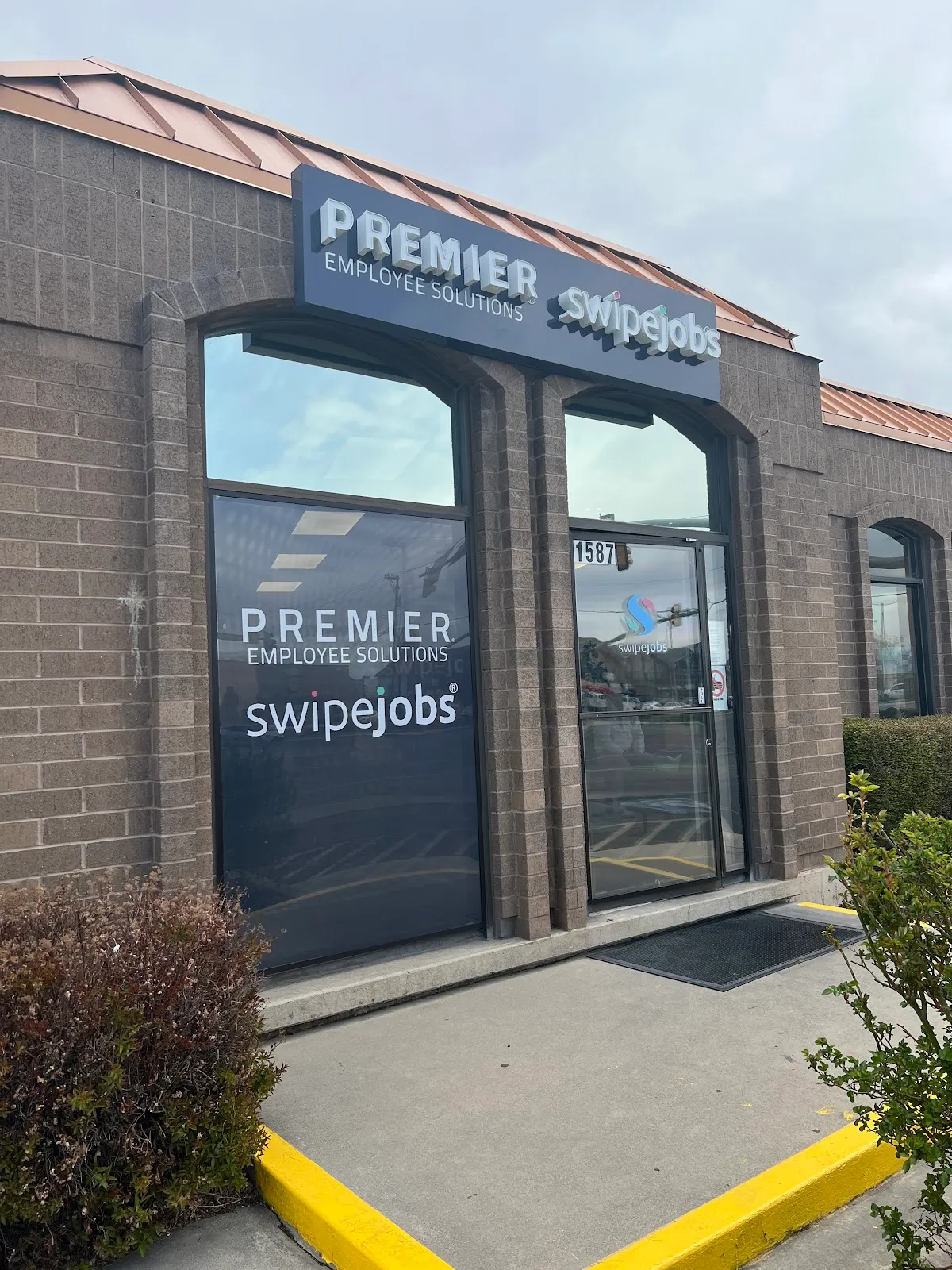 Swipejobs for Premier Employee Solutions