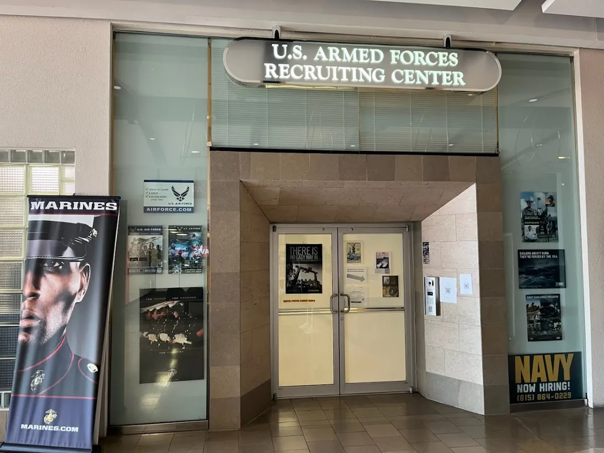 U.S. Air Force & Space Force Recruiting – photo 2