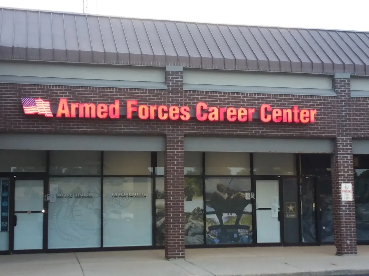 U.S. Army Recruiting – photo 2