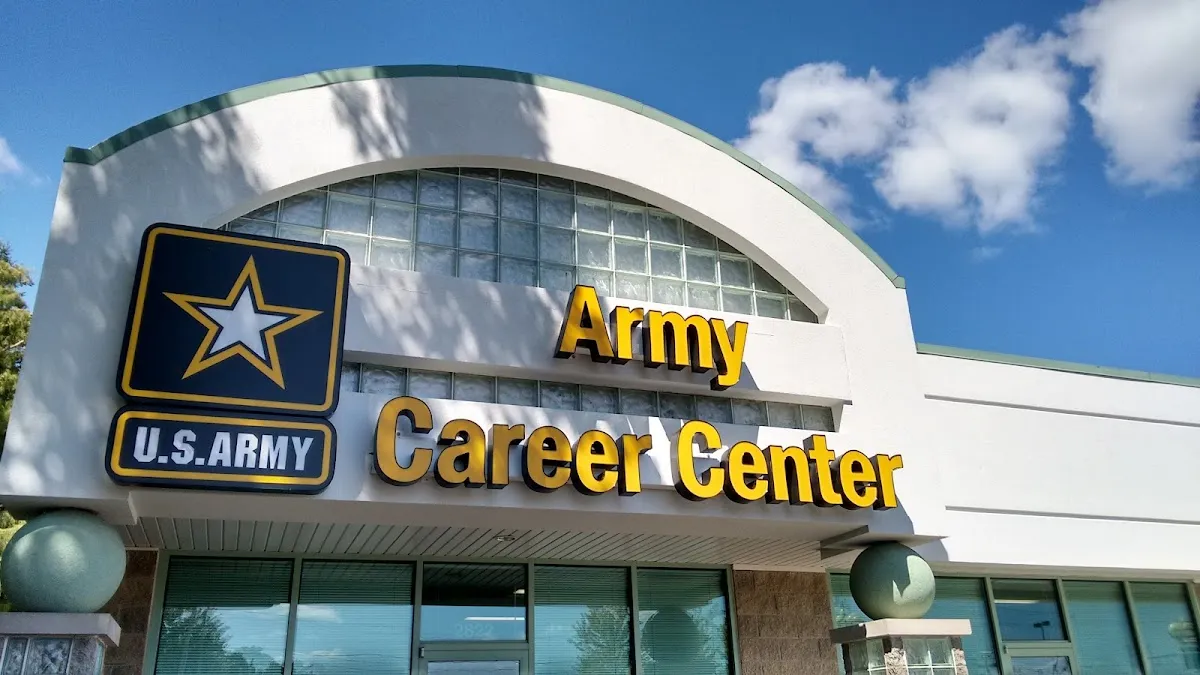 US Army Recruiting Quad Cities – photo 2