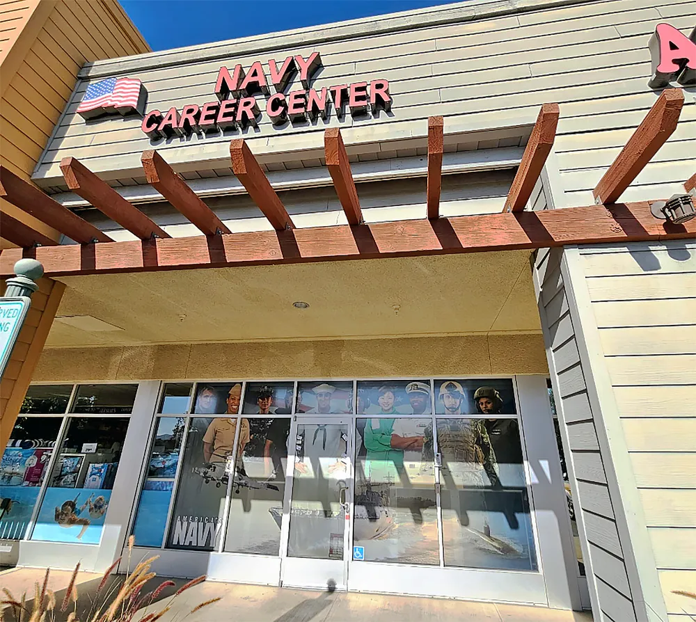 US Navy Enlisted Recruiting – photo 2