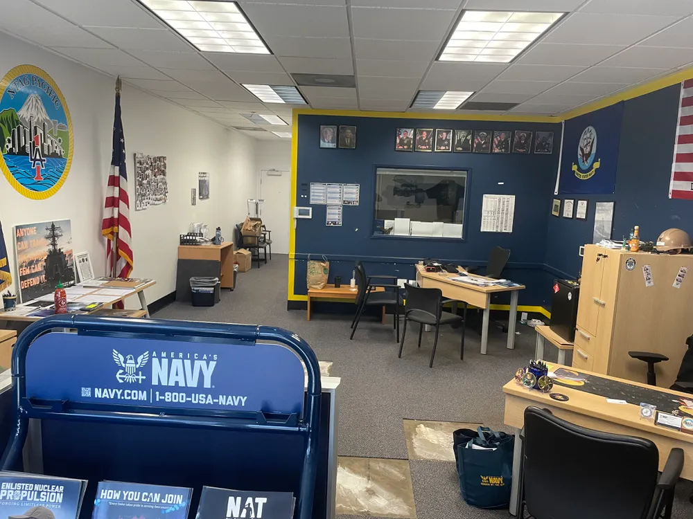US Navy Enlisted Recruiting – photo 2